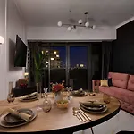 Apartmán Urban Elite Private 2 Person Jacuzzi Hanza Tower