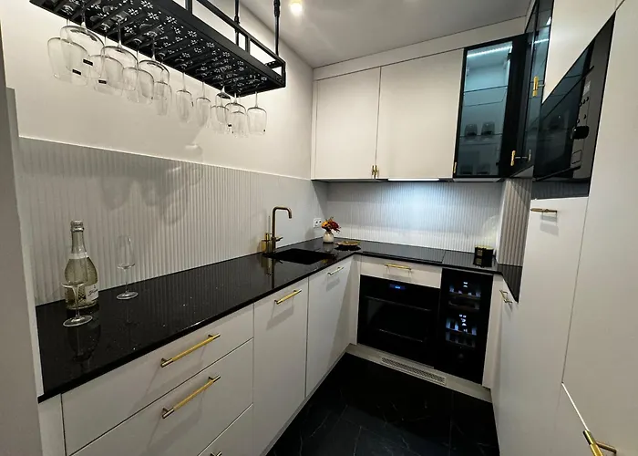 Urban Elite Private 2 Person Jacuzzi Hanza Tower Daire Szczecin